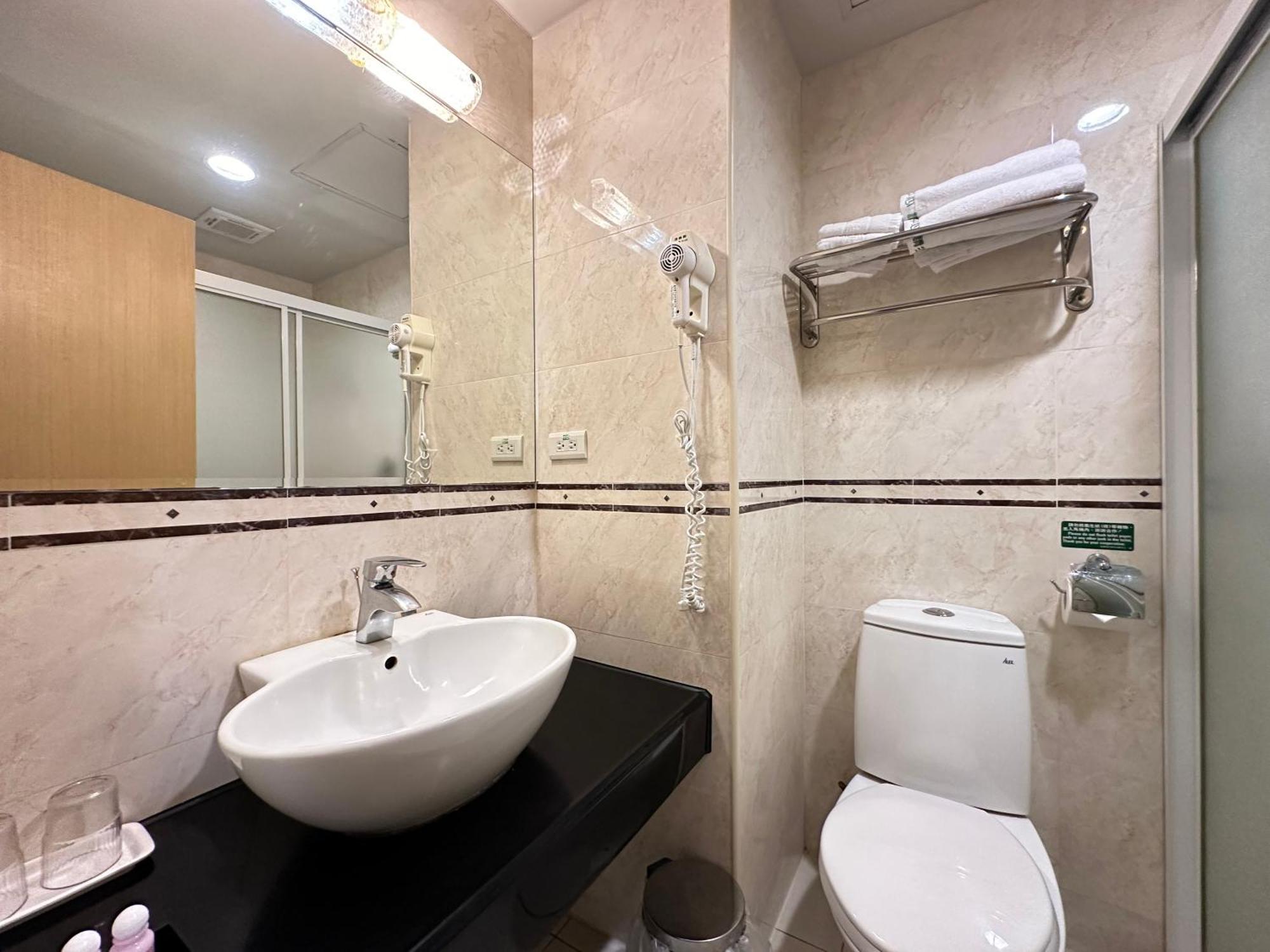 טאיפיי Chientan Youth Hotel מראה חיצוני תמונה