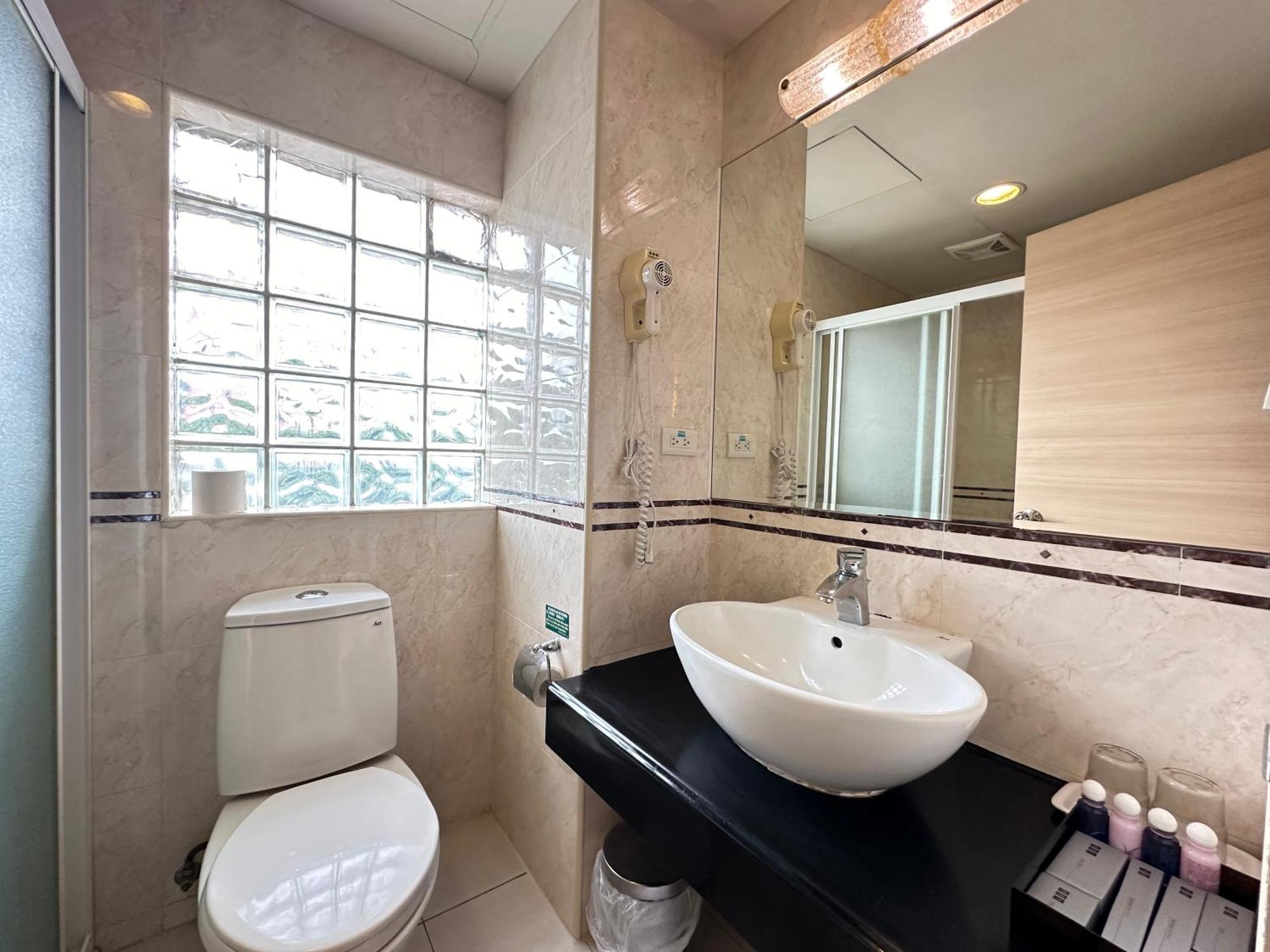 טאיפיי Chientan Youth Hotel מראה חיצוני תמונה